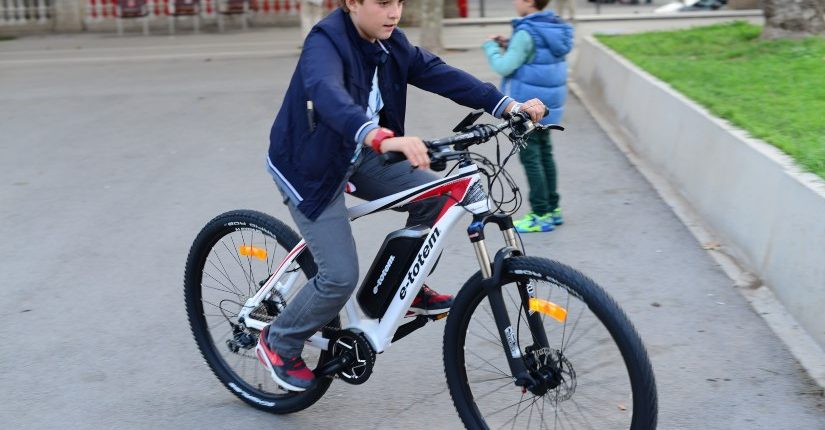 bicicleta electrica para niños